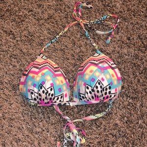 Size medium bikini top from Arizon jeans
